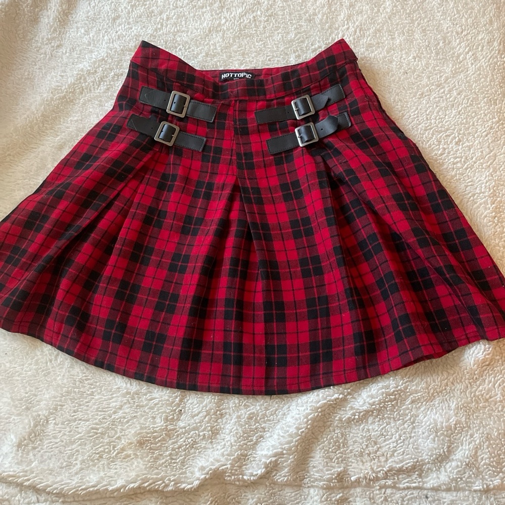 Hot Topic Red and Black Checkered Mini Skirt